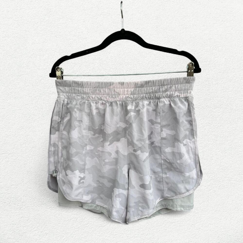 AVIA Camo Running Shorts in Grey
